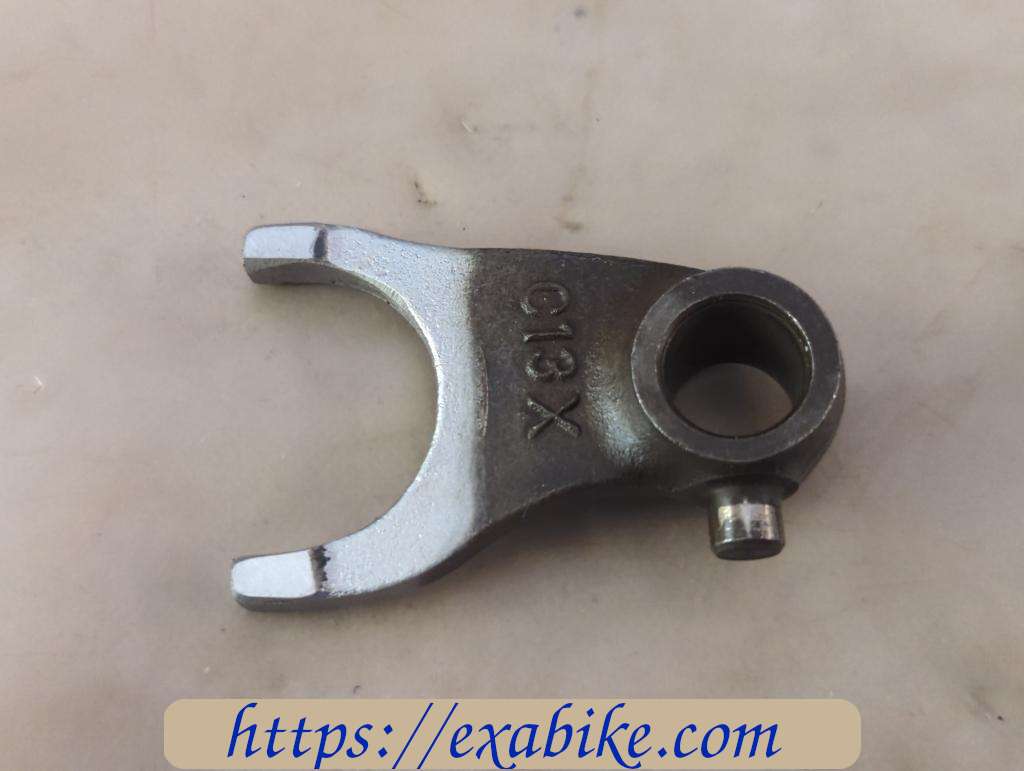gearshift fork, center Honda CB400F - photo 2
