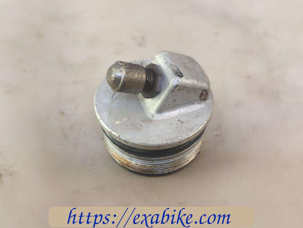 front fork tube cap Yamaha XT 600 Ténéré - photo 1
