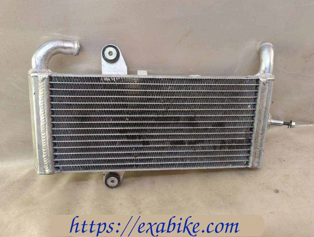 radiator Peugeot 400 Metropolis - photo 1