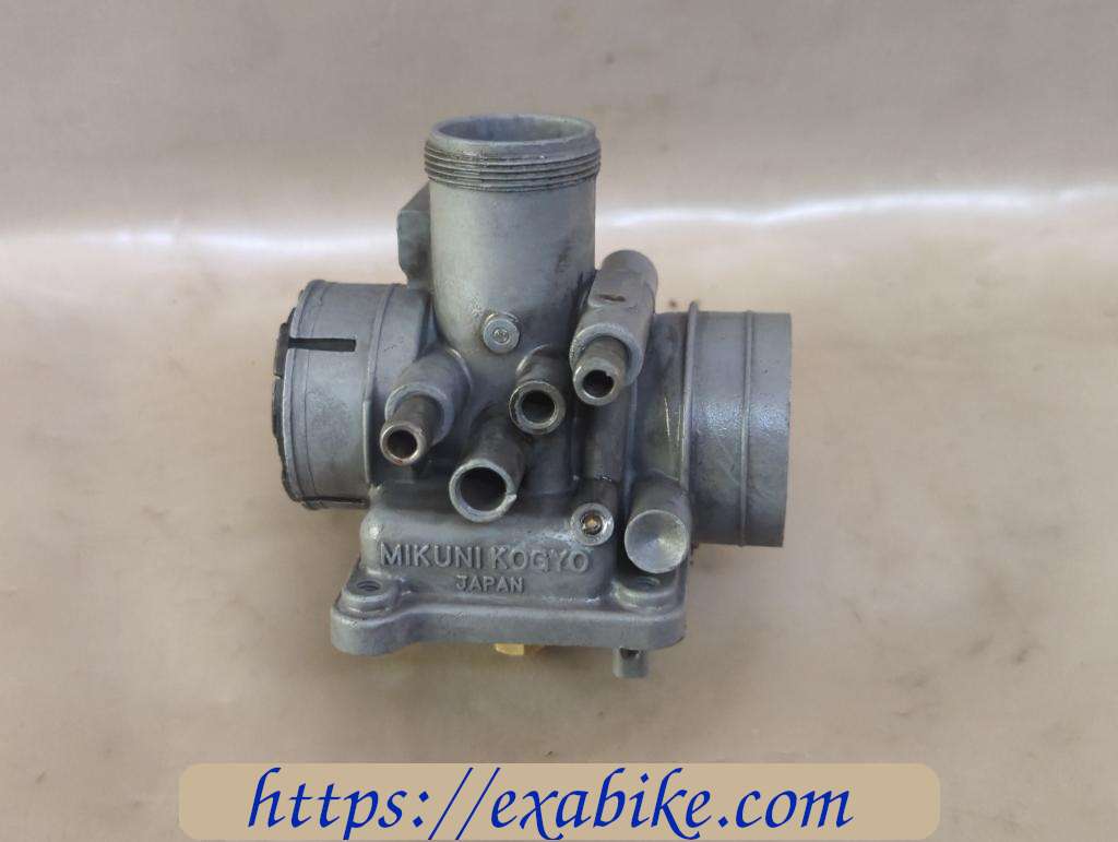 carburetor body, right Suzuki GT 125 - photo 2