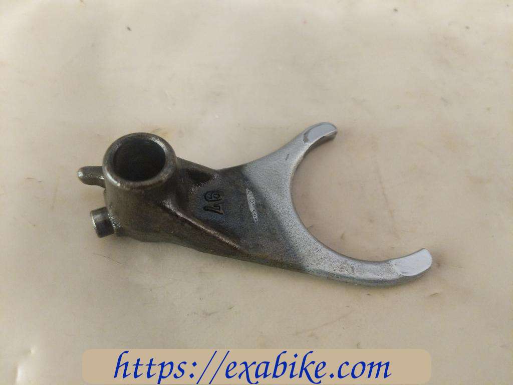 gearshift fork, left Kawasaki ZZR 1100 - photo 1