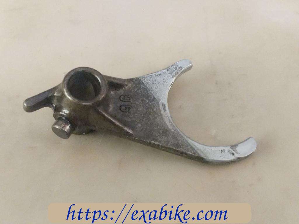 gearshift fork, middle Kawasaki ZZR 1100 - photo 1