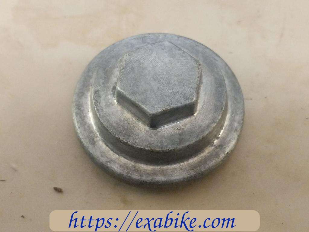 engine cap Yamaha YBR 125 - photo 1