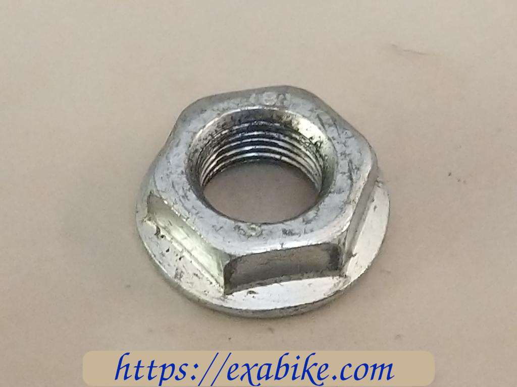 nut Yamaha YBR 125 - photo 1