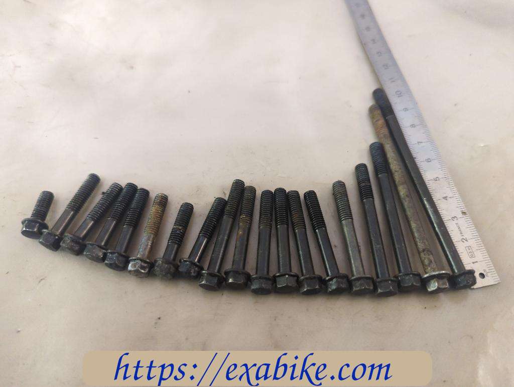 screws set Honda NSR 125 - photo 1