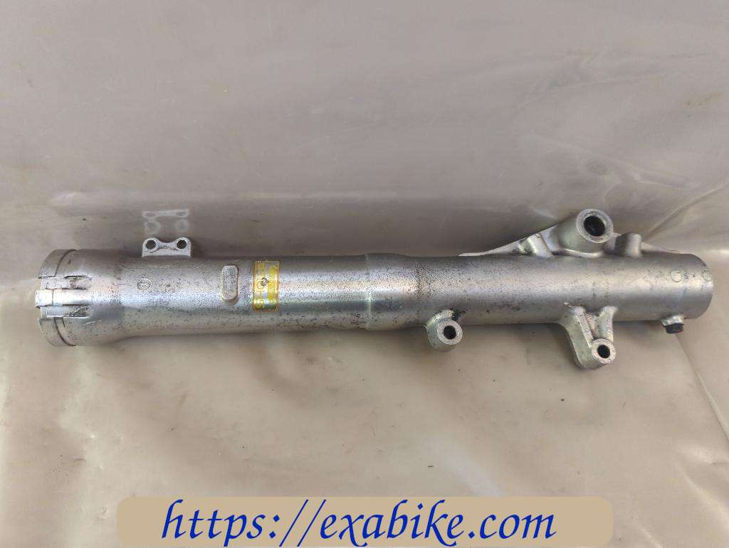 front fork lower case, left Honda XLR 600 - photo 2