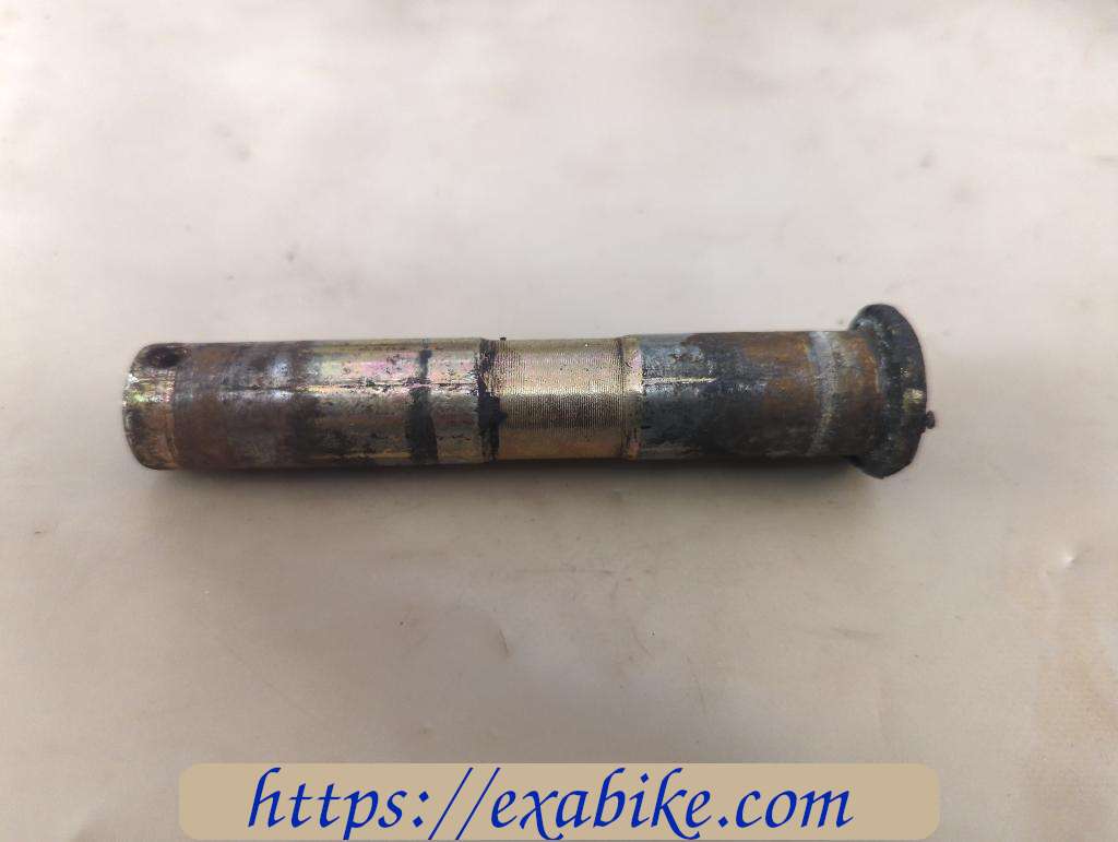 center stand axle Daelim VL125 Daystar - photo 1