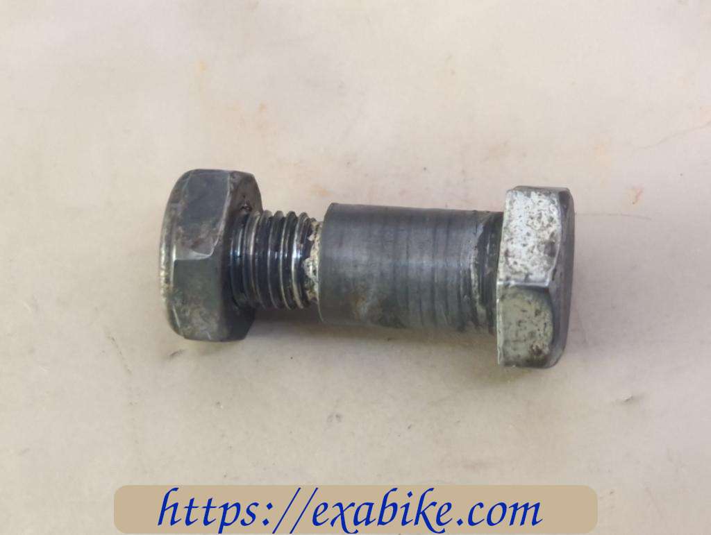 stand bolt Kawasaki EL 125 Eliminator - photo 1