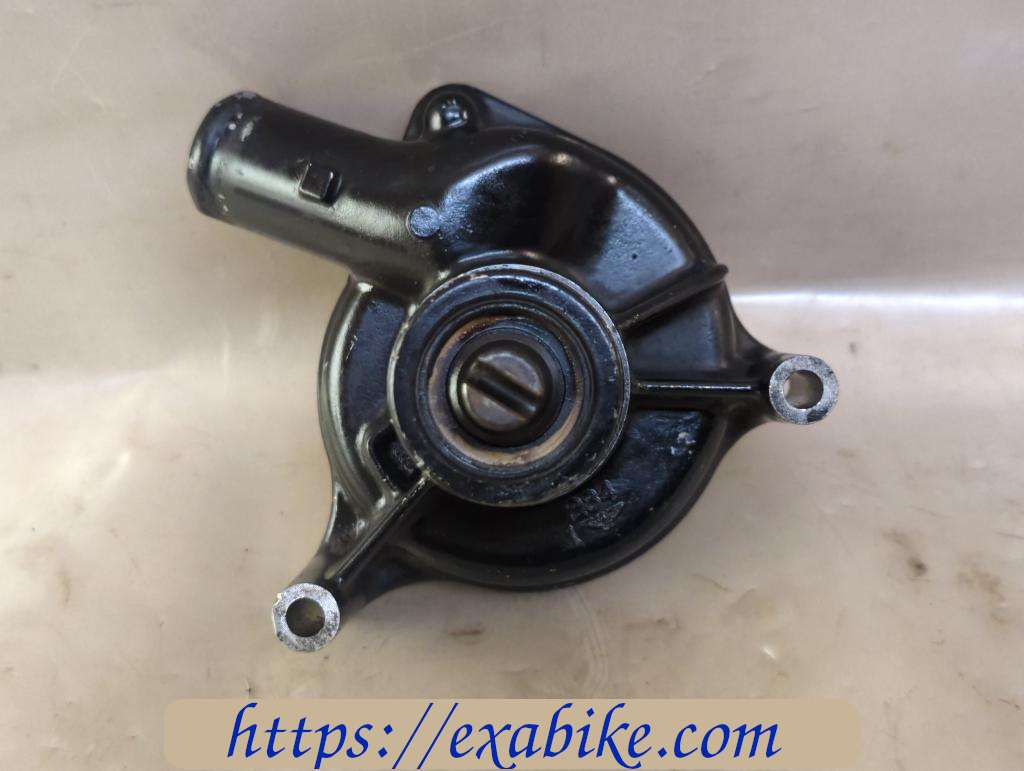 water pump Triumph Trophy 900 - photo 2