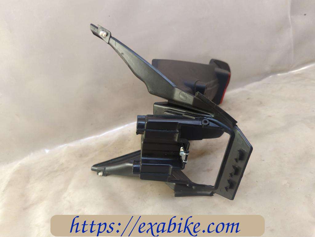 lower fender, rear Aprilia SXR 50 - photo 4