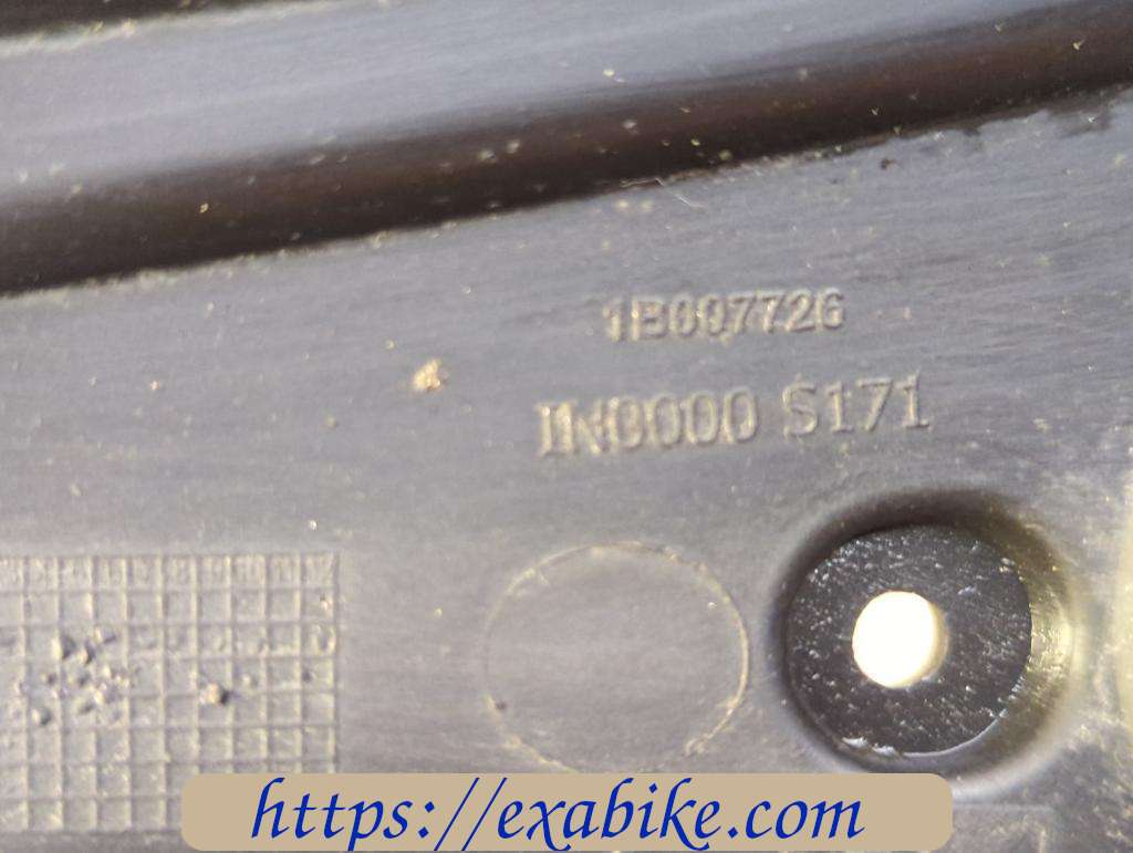 lower fender, rear Aprilia SXR 50 - photo 5