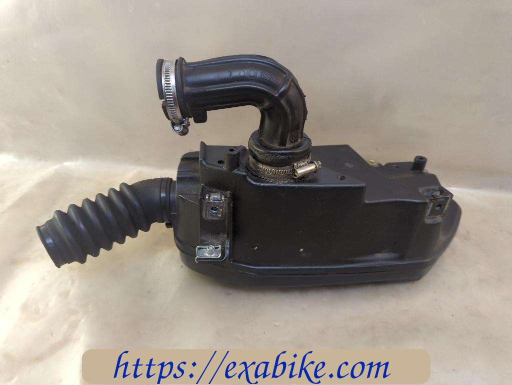 air cleaner box Aprilia SXR 50 - photo 3