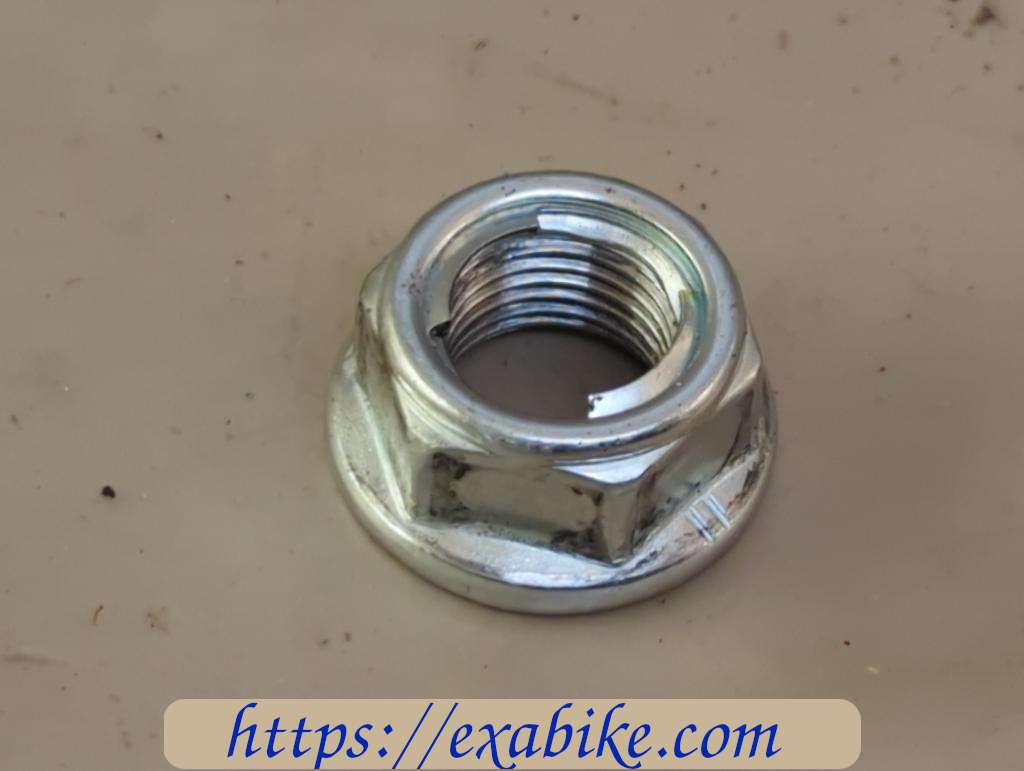 nut Aprilia SXR 50 - photo 1
