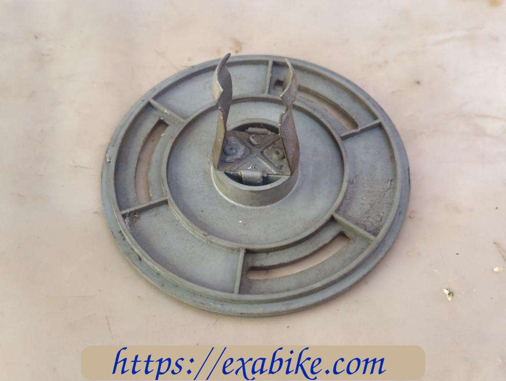 rear hub cover BMW R1100RT - photo 2