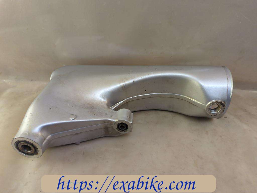 swingarm BMW R1100RT - photo 2