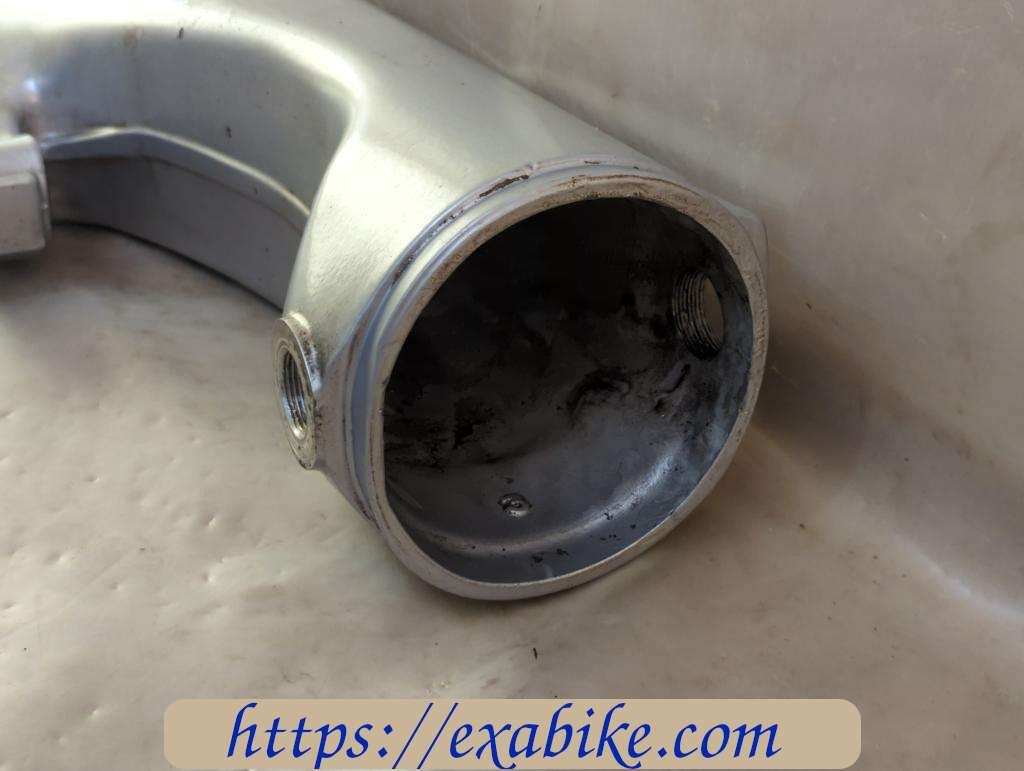 swingarm BMW R1100RT - photo 3