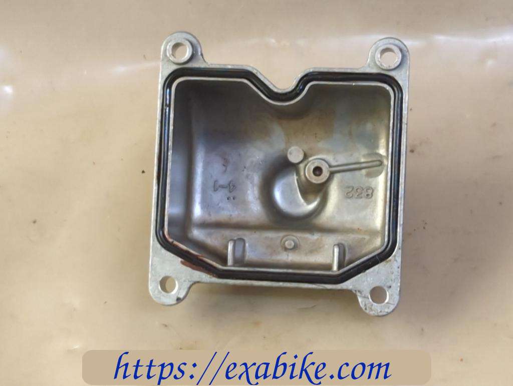 carburetor float chamber Kawasaki ZL 600 Eliminator - photo 3