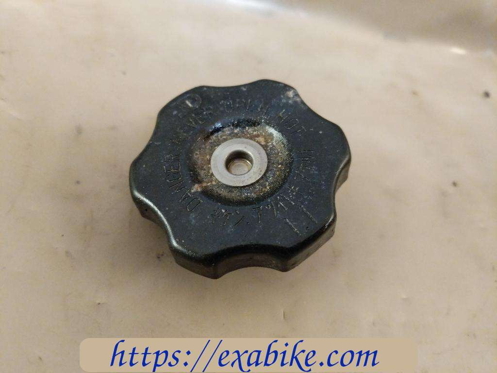 radiator cap Yamaha TDR 125 - photo 1