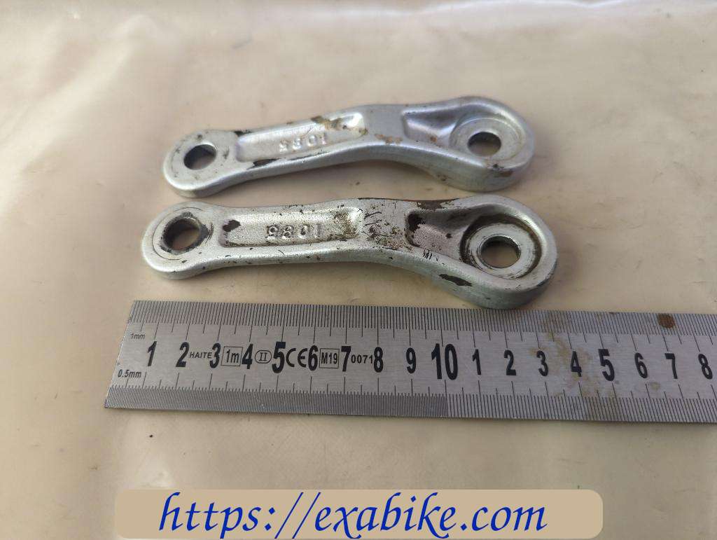 swingarm connecting joints Kawasaki KR1 250 - photo 1