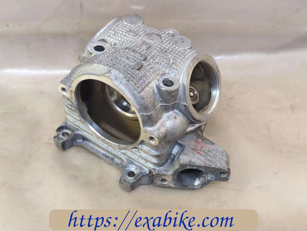 cylinder head Yamaha XC 125 Cygnus - photo 3