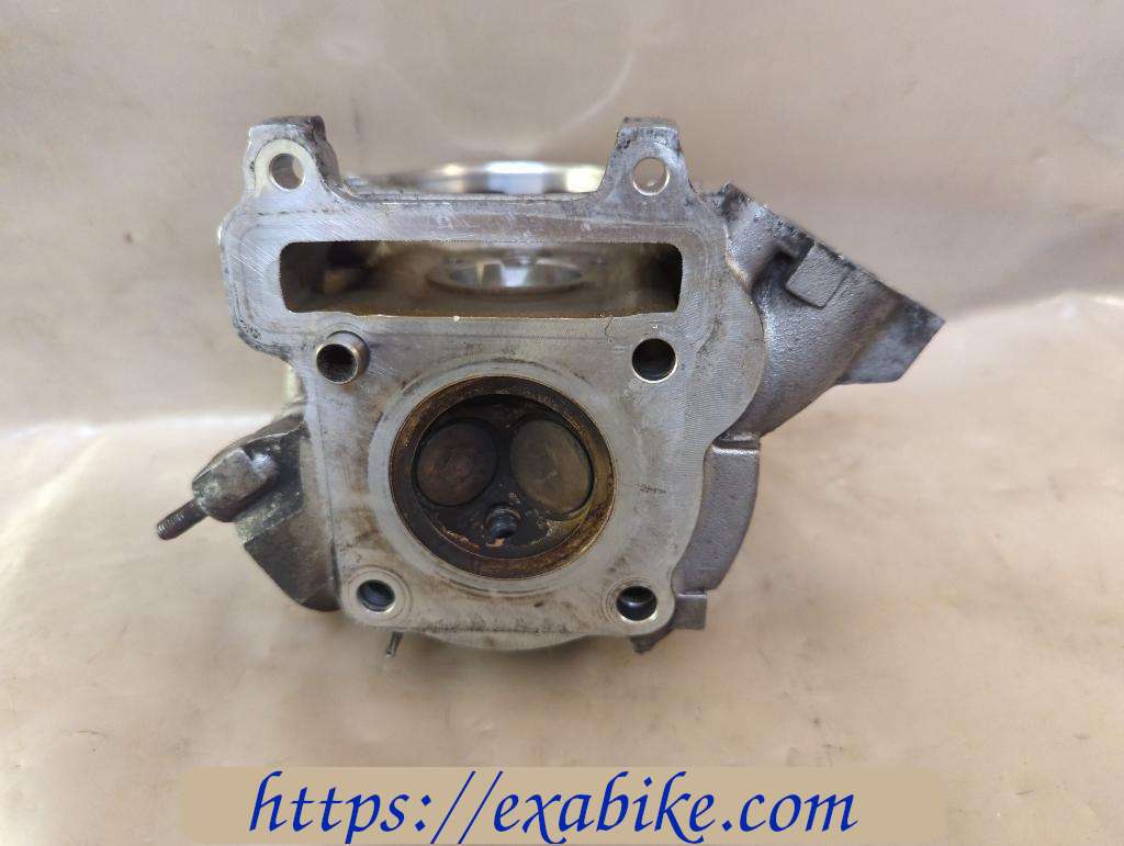 cylinder head Yamaha XC 125 Cygnus - photo 4