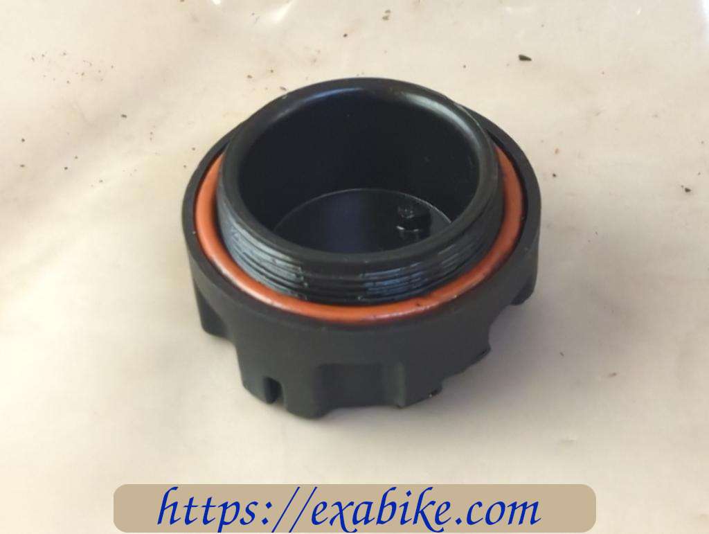 oil cap Yamaha XC 125 Cygnus - photo 2