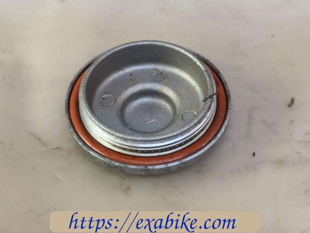 engine cap Yamaha XC 125 Cygnus - photo 2