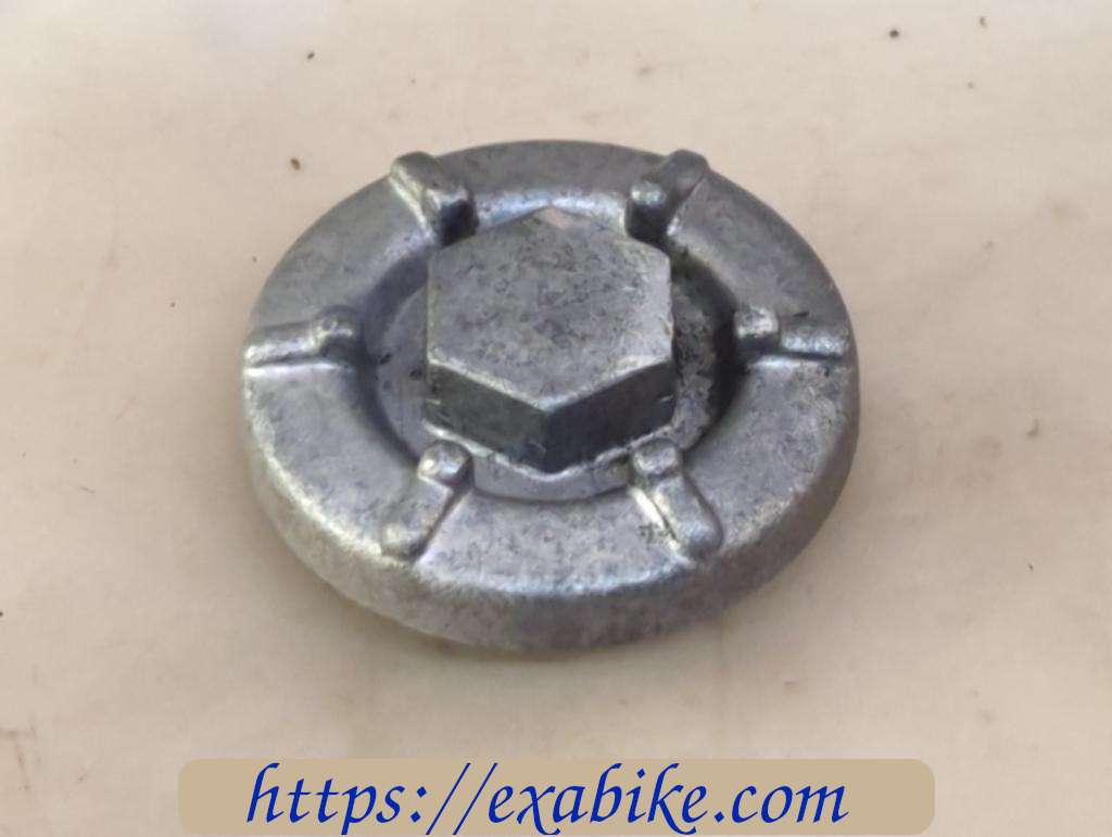engine cap Yamaha XC 125 Cygnus - photo 1
