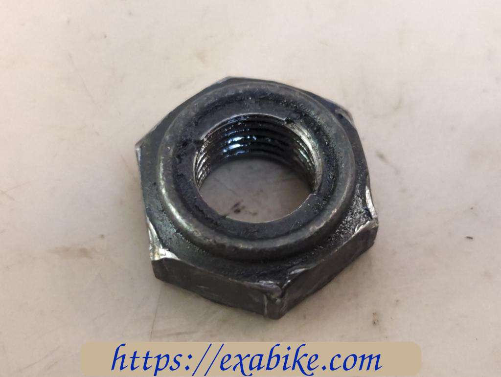 nut Yamaha XC 125 Cygnus - photo 1