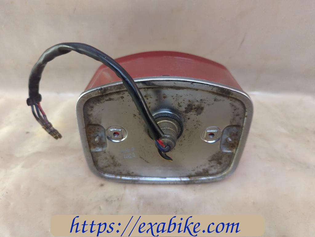 tail light Kawasaki modele a identifier - photo 4
