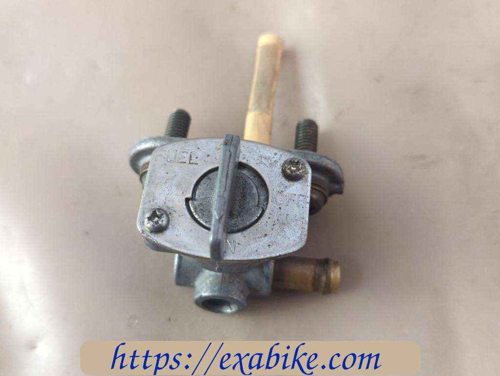 fuel tap Yamaha 1000 YZF Thunderace - photo 1