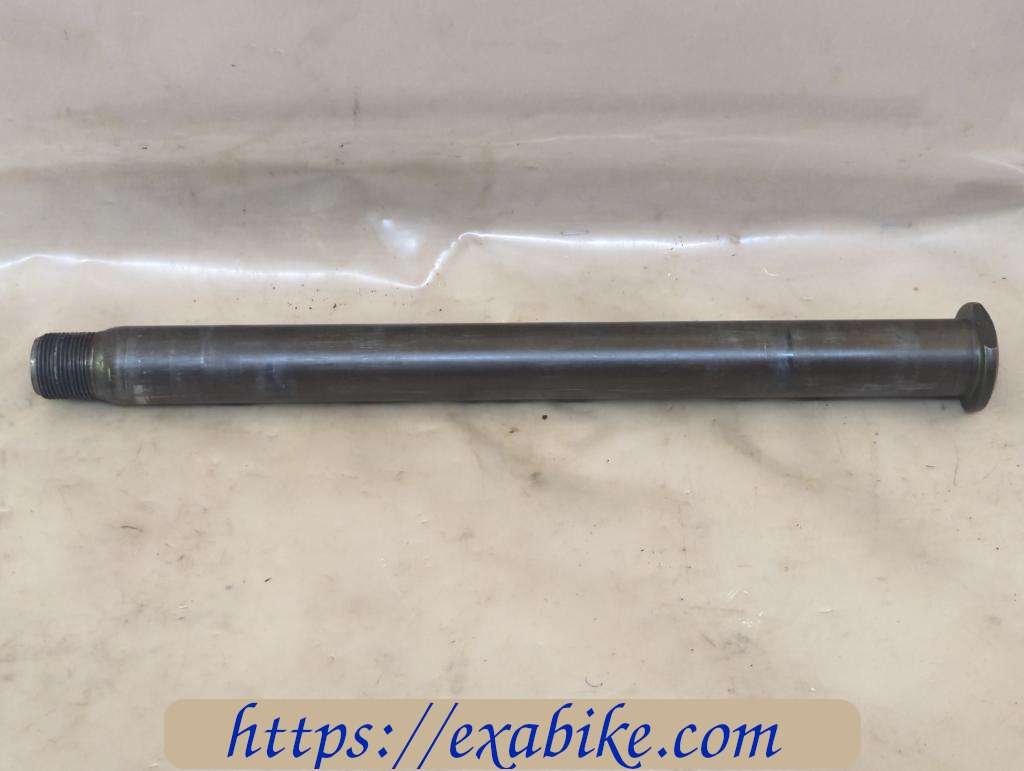 wheel axle, rear Yamaha 1000 YZF Thunderace - photo 1