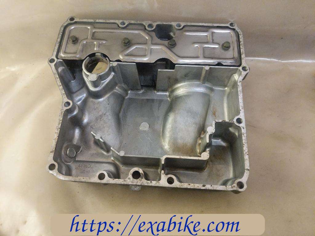 oil pan Yamaha 1000 YZF Thunderace - photo 2