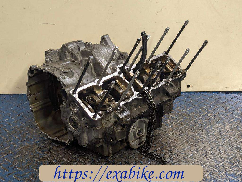 crankcase Yamaha 1000 YZF Thunderace - photo 1