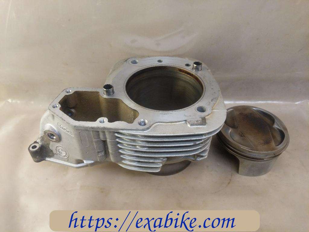 cylinder, left BMW R1100RT - photo 1