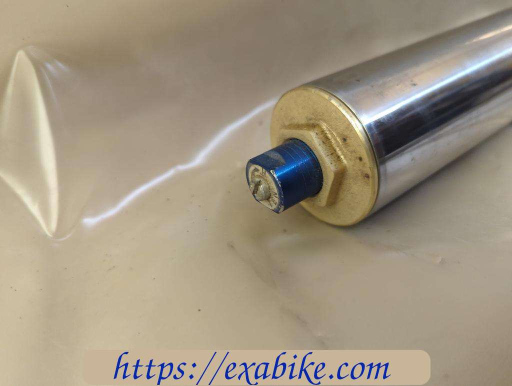 bras de fourche droit Suzuki GSXR 600 - photo 4