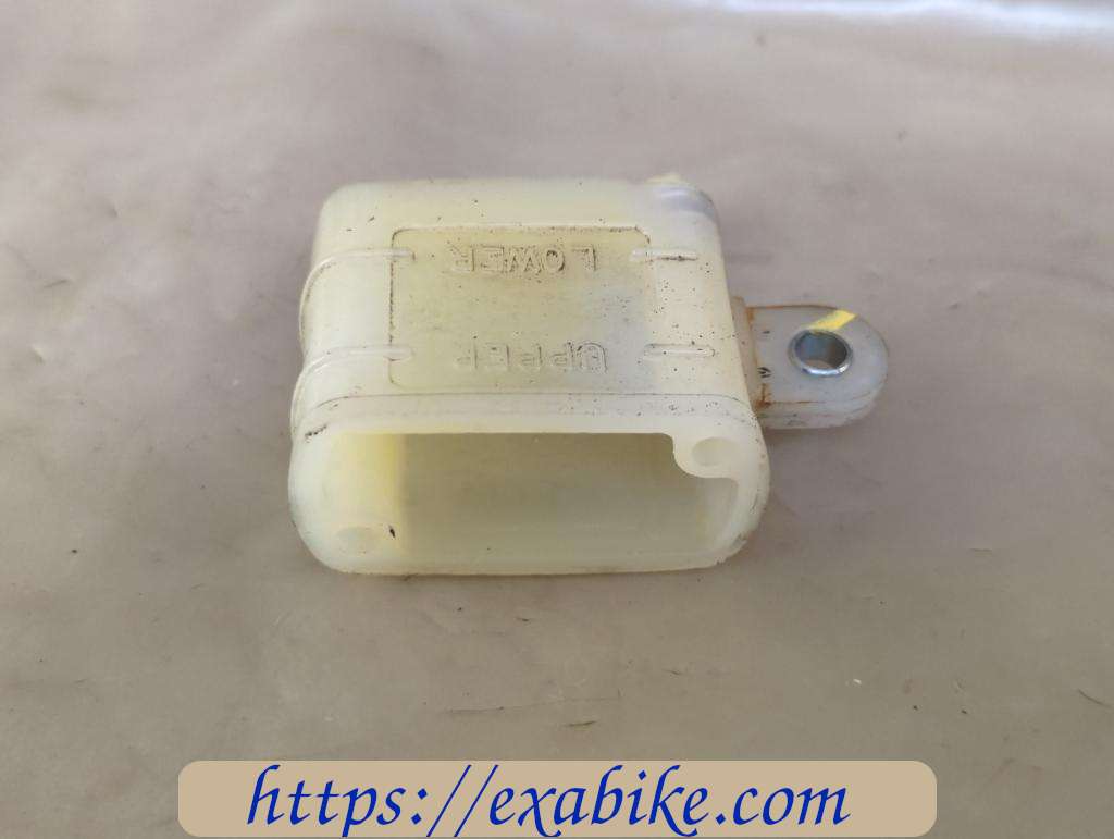 brake fluid reserve Honda Varadero 125 - photo 2