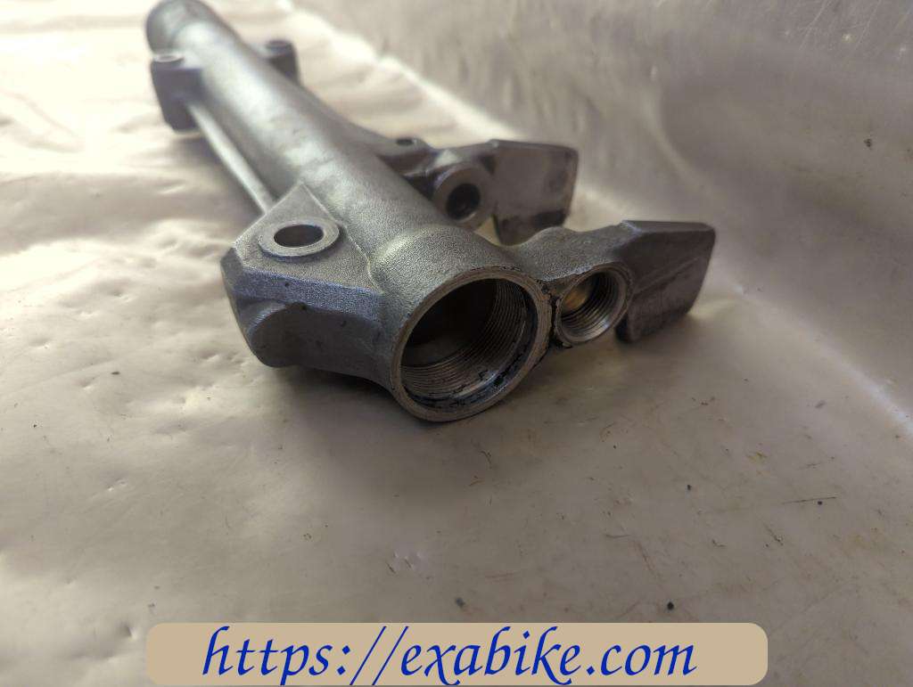 lower fork case, left BMW R75 - photo 4