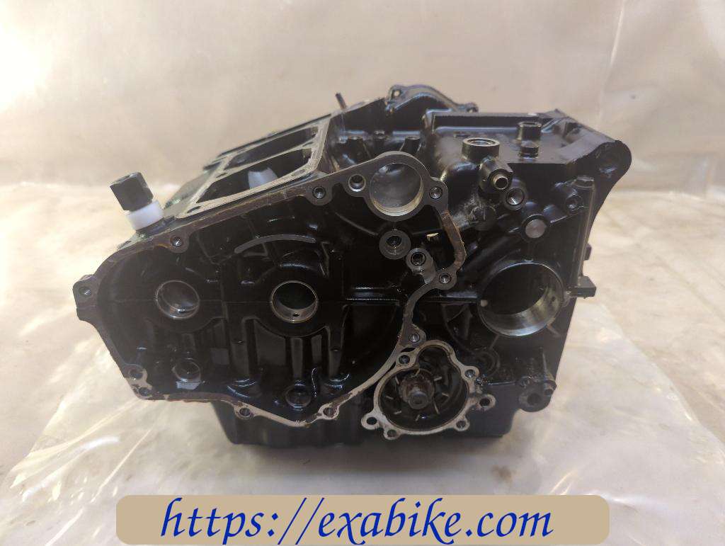 crankcase Kawasaki EL 250 Eliminator - photo 1