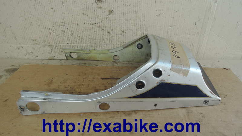 coque arrière Kawasaki GPZ 750 ZX - photo 1