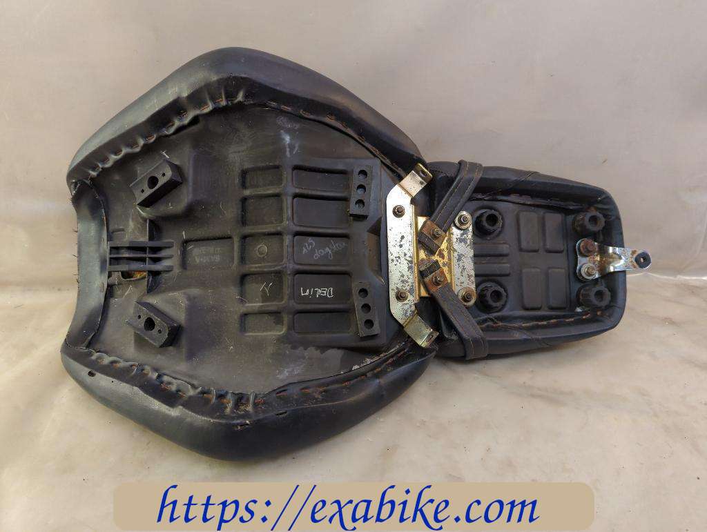 seat Daelim VL125 Daystar - photo 5