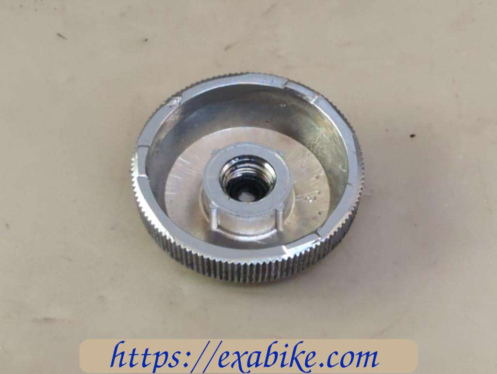 fork air cap Honda VFC 750 - photo 2