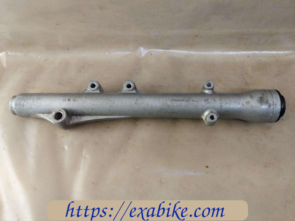 lower fork case, left Hyosung GA 125 Cruise II - photo 2