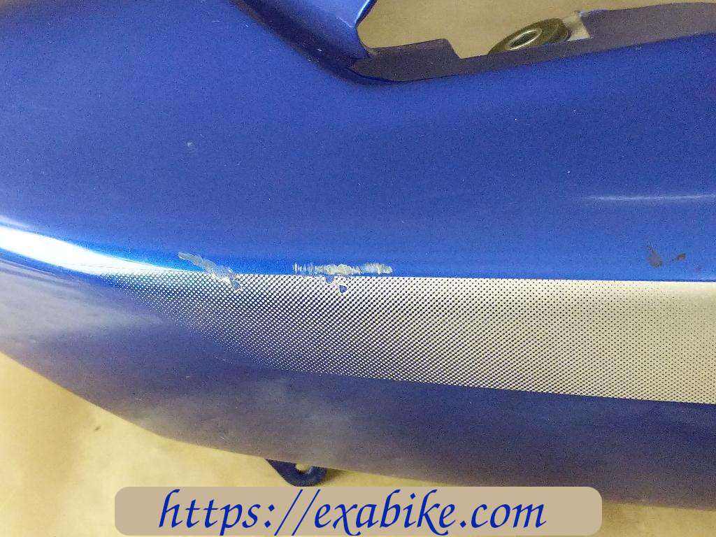 flanc de carénage arrière droit Suzuki GS 500 - photo 2