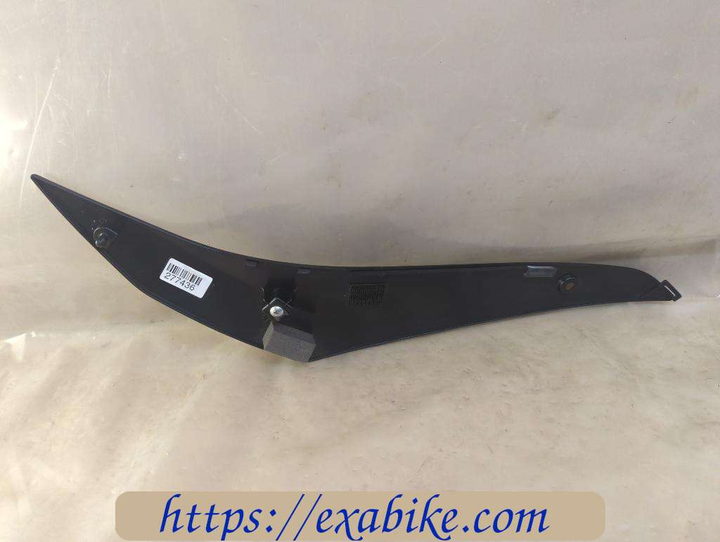 cowl, left Suzuki GSXR 1000 - photo 2