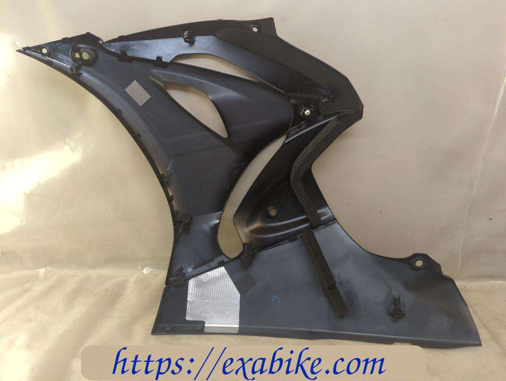 side fairing, right Suzuki GSXR 1000 - photo 3