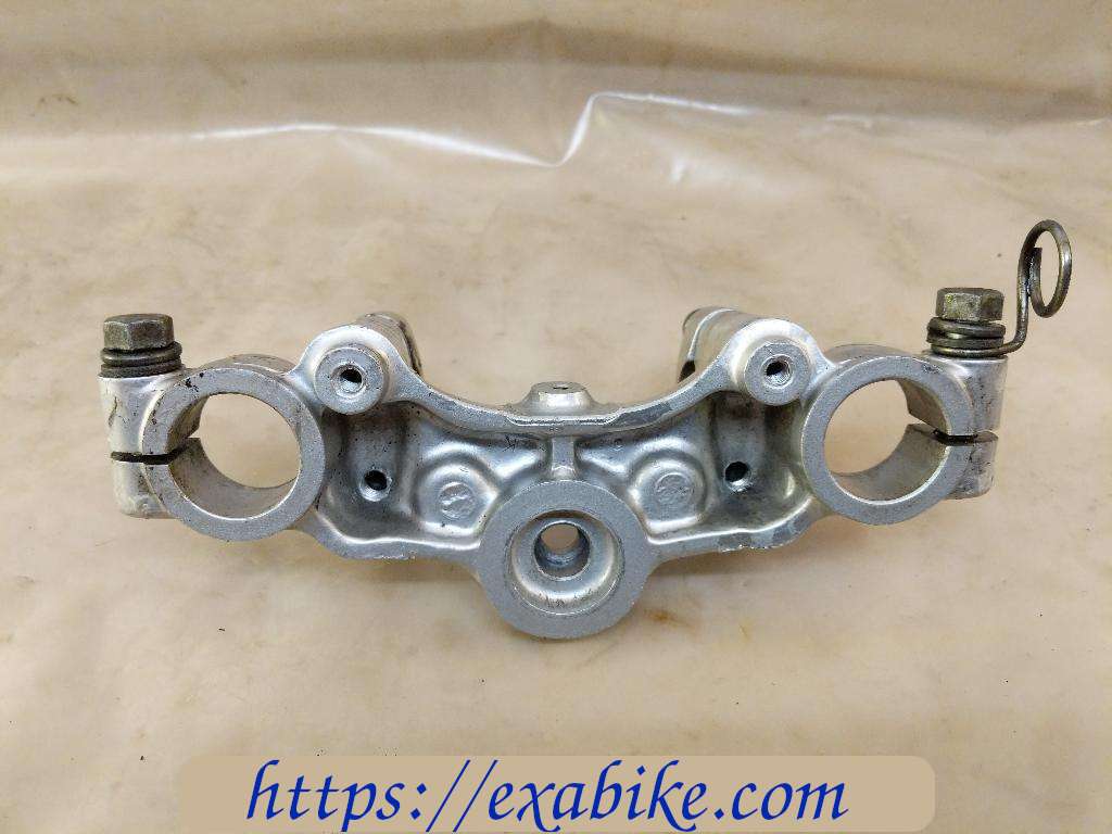 fork bracket, upper Suzuki TS 50 - photo 3