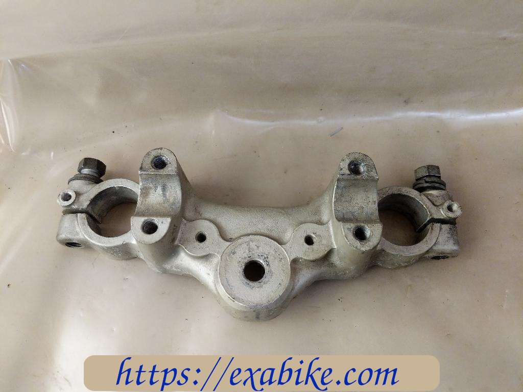 fork bracket, upper Suzuki TS 50 - photo 1