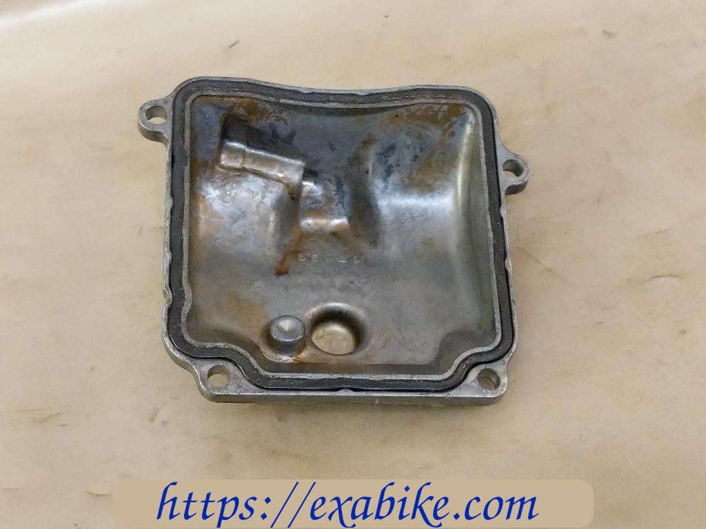 carburetor float chamber Yamaha FZR 1000 - photo 3