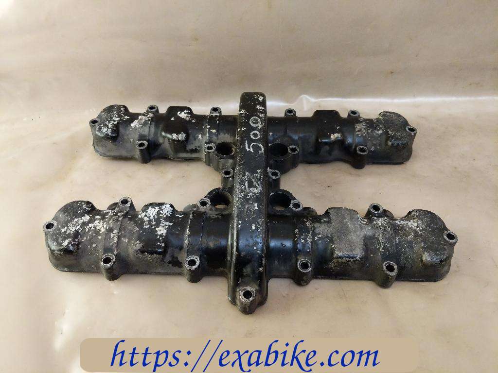 cylinder head cover Kawasaki KZ500 - photo 1